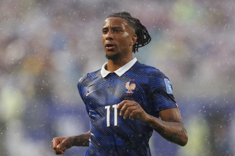 特朗普确认出席世界杯决赛并计划颁奖,阿根廷举马岛横幅遭FIFA调查 特朗普确认出席世界杯决赛并计划颁奖,阿根廷举马岛横幅遭FIFA调查