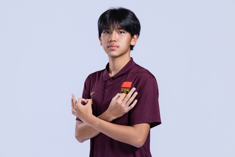 博主：U17男足国脚、山东泰山小将潘朝伟 前往欧塞尔进行正式试训